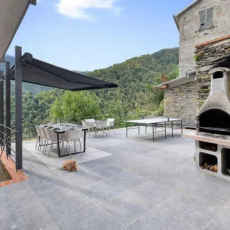 Pet Friendly In Tribogna