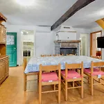Pet Friendly In Tribogna *