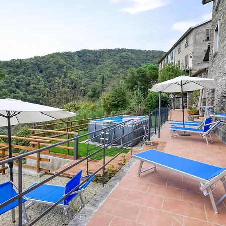 4 Bedroom Stunning In Tribogna Ferienhaus Ferrada di Moconesi