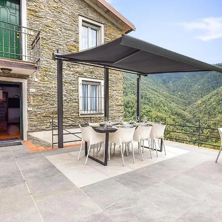 Holiday home 4 Bedroom Stunning In Tribogna
