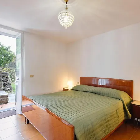 Holiday home 4 Bedroom Stunning In Tribogna