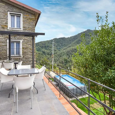 Ferienhaus 4 Bedroom Stunning In Tribogna