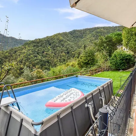Dom wakacyjny 4 Bedroom Stunning In Tribogna Ferrada di Moconesi