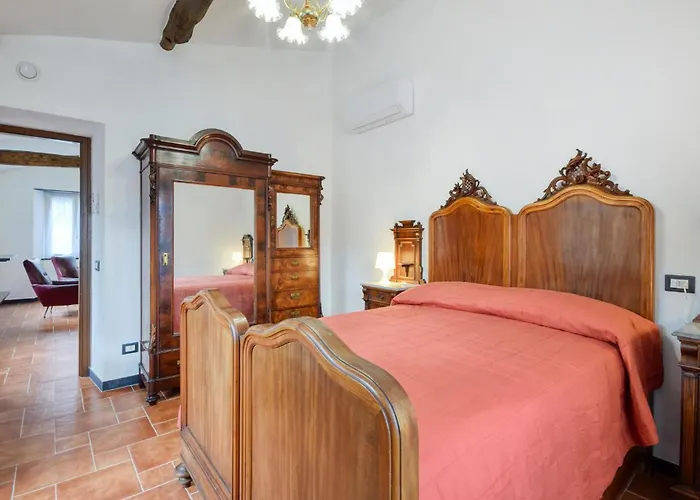 4 Bedroom Stunning In Tribogna *